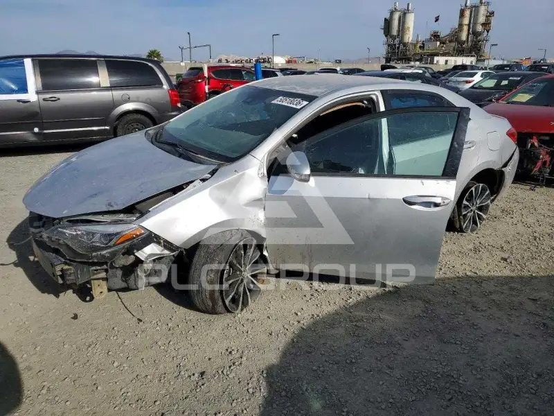 2017 Toyota COROLLA фото