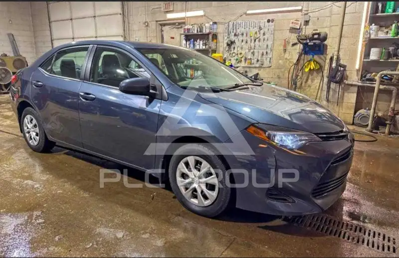 2017 Toyota COROLLA фото