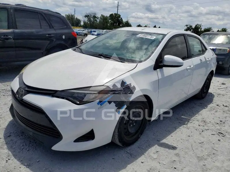 2017 Toyota COROLLA фото