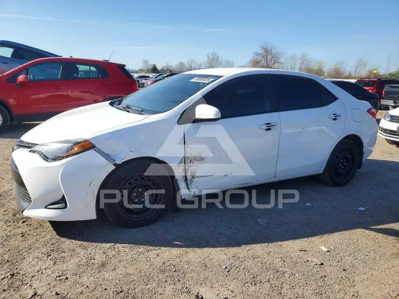 2017 Toyota COROLLA фото
