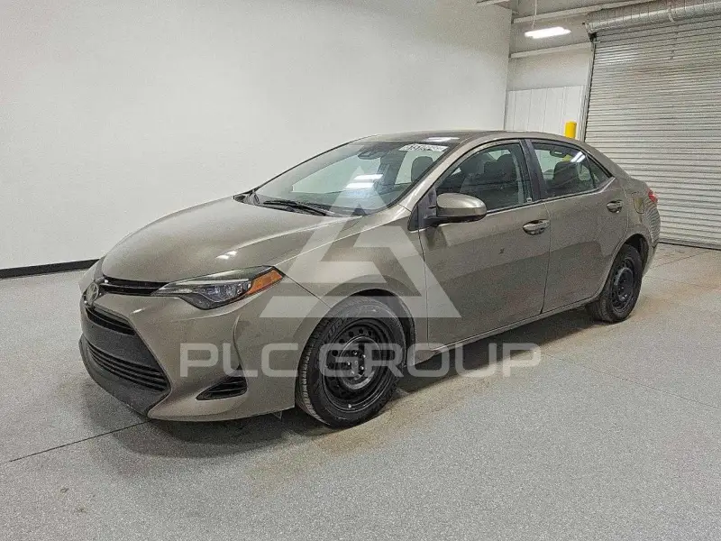 2017 Toyota COROLLA фото