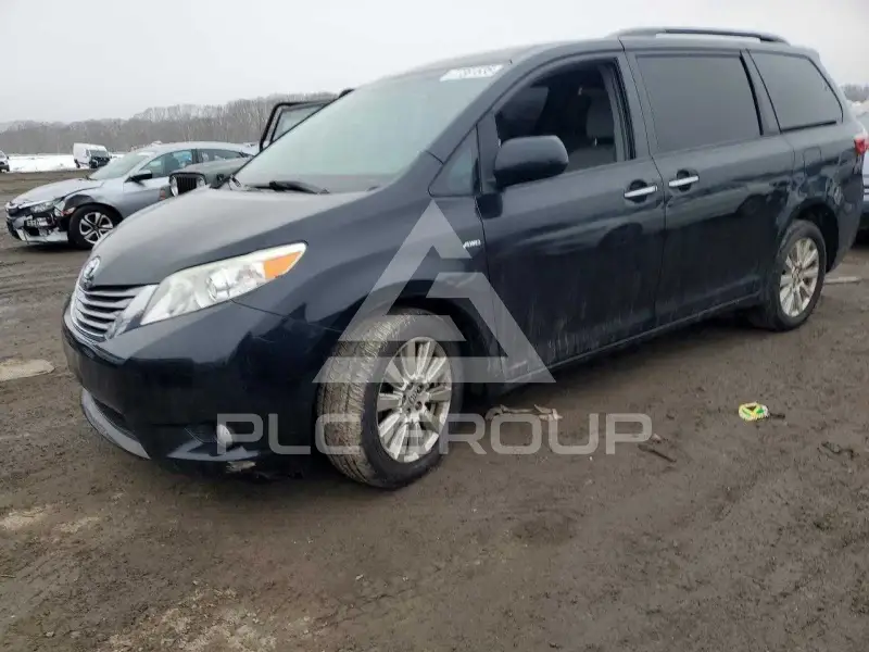2017 Toyota SIENNA фото