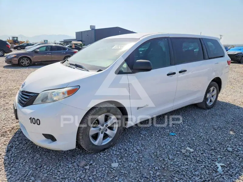 2017 Toyota SIENNA фото