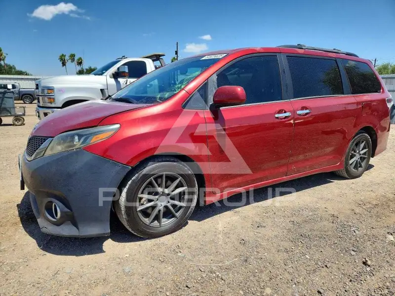 2017 Toyota SIENNA фото