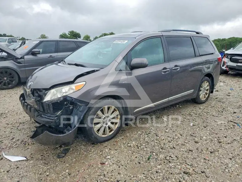2017 Toyota SIENNA фото