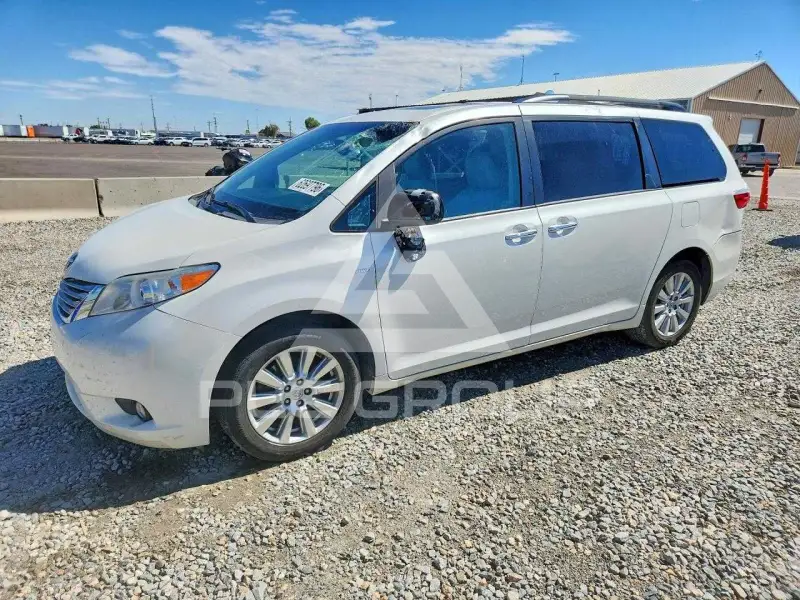 2017 Toyota SIENNA фото