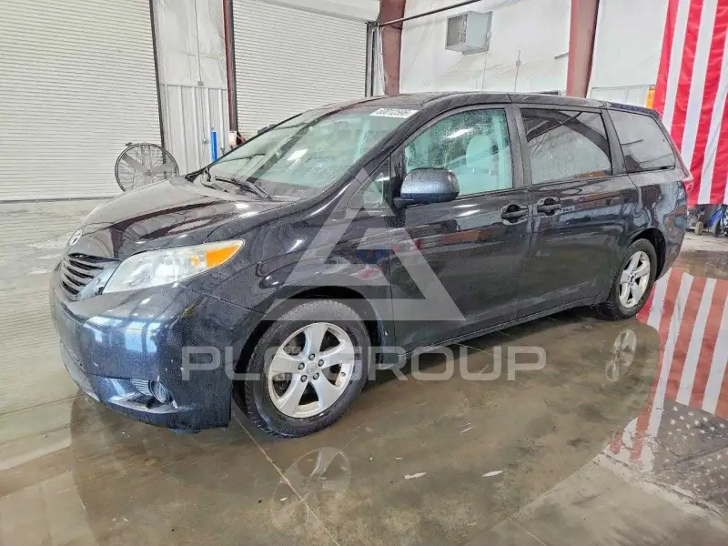 2017 Toyota SIENNA фото