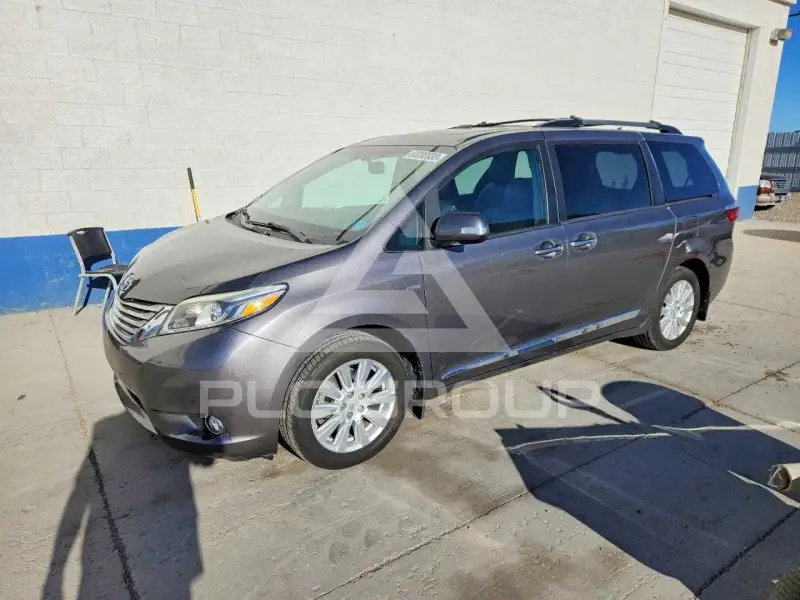 2017 Toyota SIENNA фото
