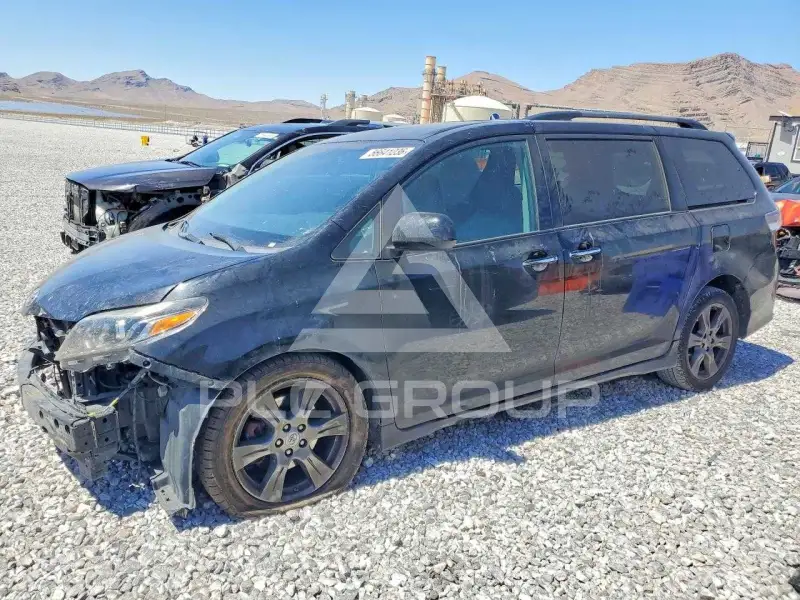 2017 Toyota SIENNA фото