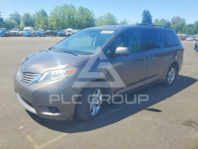 2017 Toyota SIENNA фото
