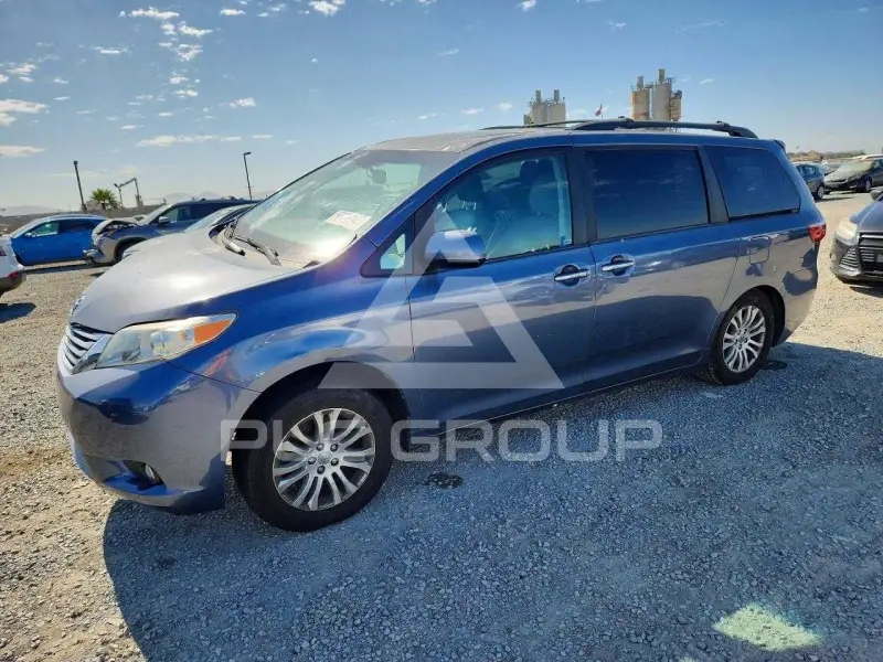 2017 Toyota SIENNA фото