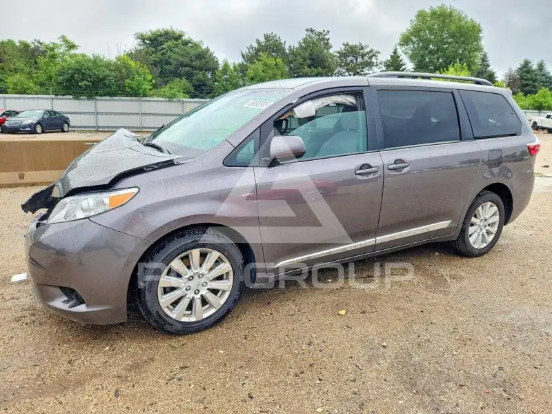 2017 Toyota SIENNA фото