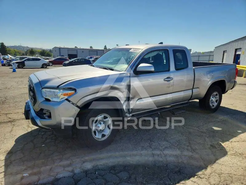 2017 Toyota TACOMA фото