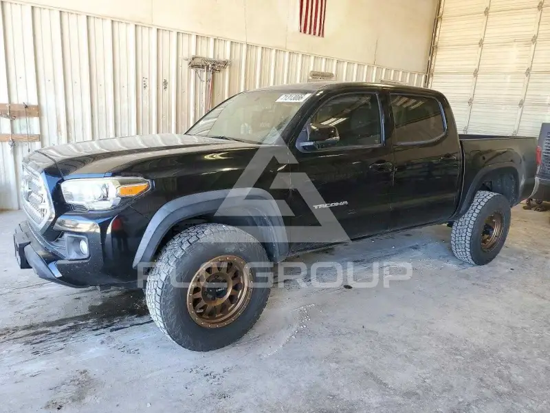 2017 Toyota TACOMA photo