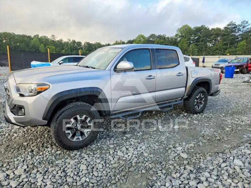2017 Toyota TACOMA фото