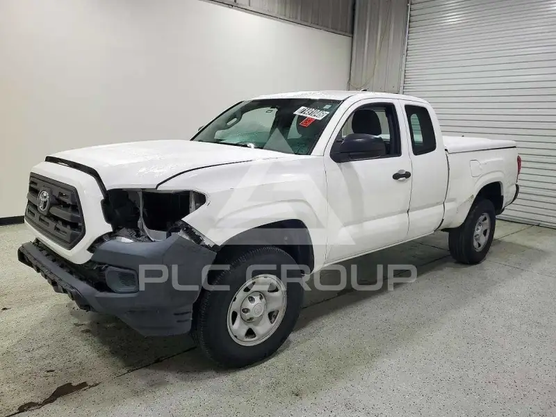 2017 Toyota TACOMA photo