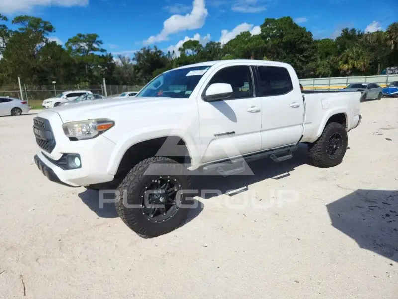 2017 Toyota TACOMA фото