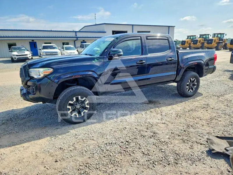 2017 Toyota TACOMA photo