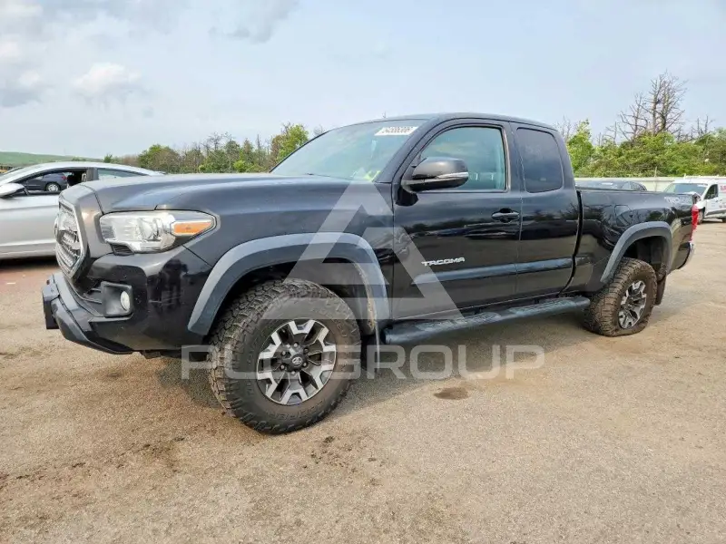 2017 Toyota TACOMA photo