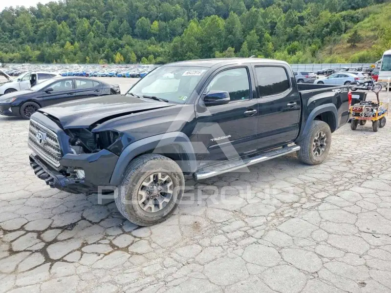 2017 Toyota TACOMA photo