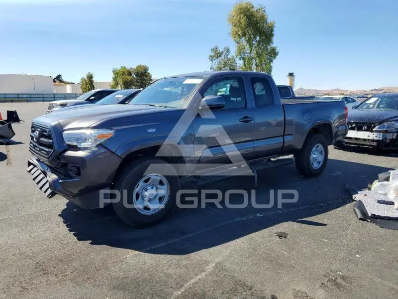 2017 Toyota TACOMA photo