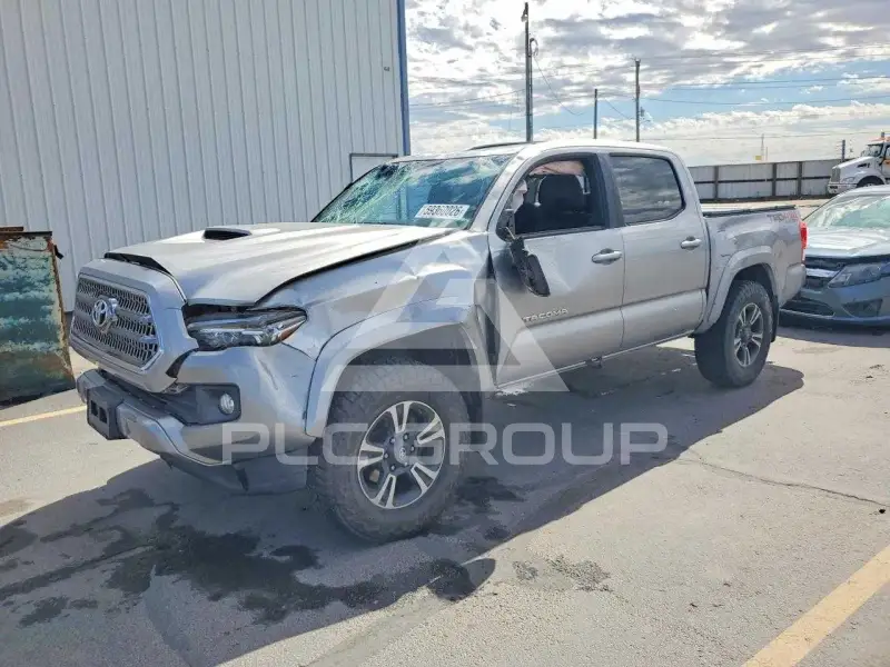 2017 Toyota TACOMA photo