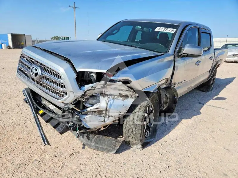 2017 Toyota TACOMA фото