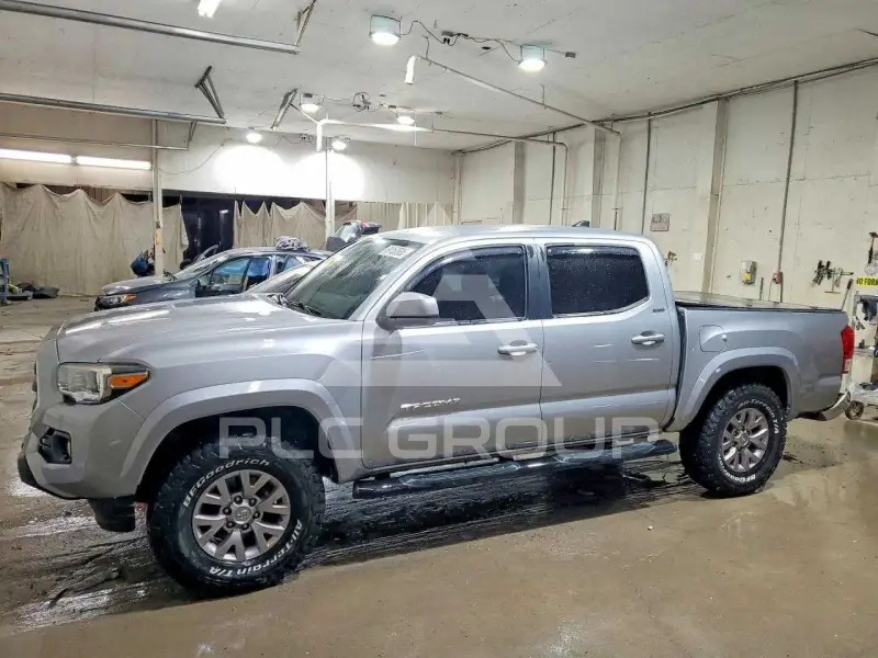 2017 Toyota TACOMA фото