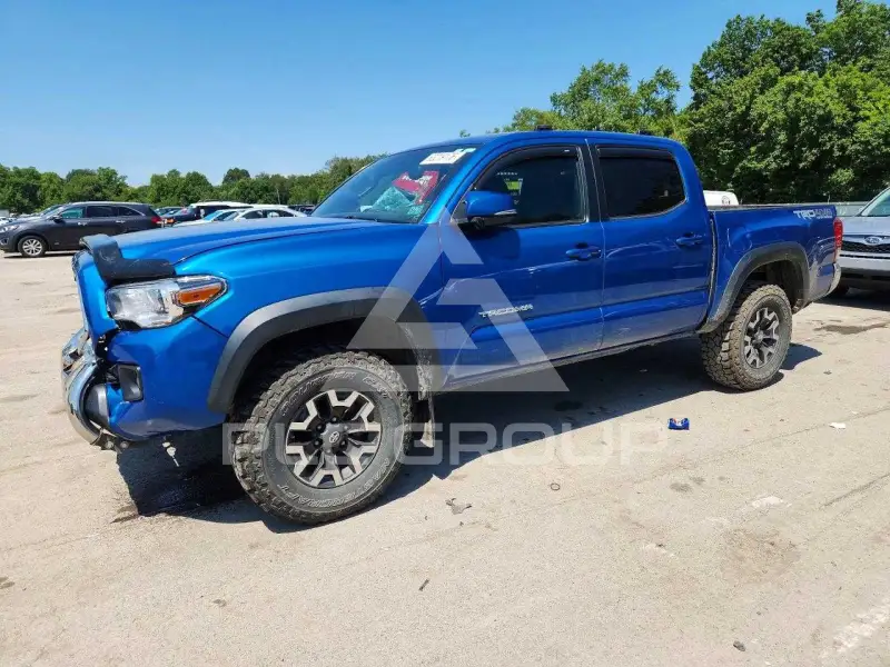 2017 Toyota TACOMA photo