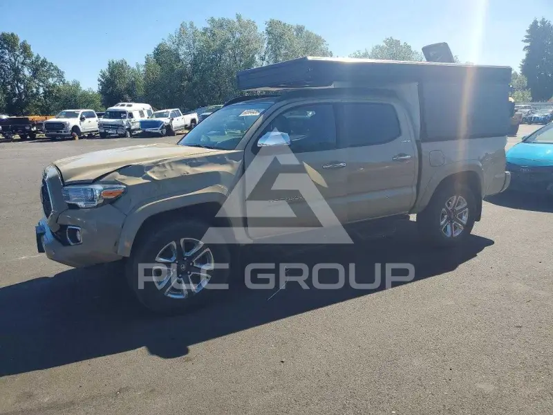 2017 Toyota TACOMA photo
