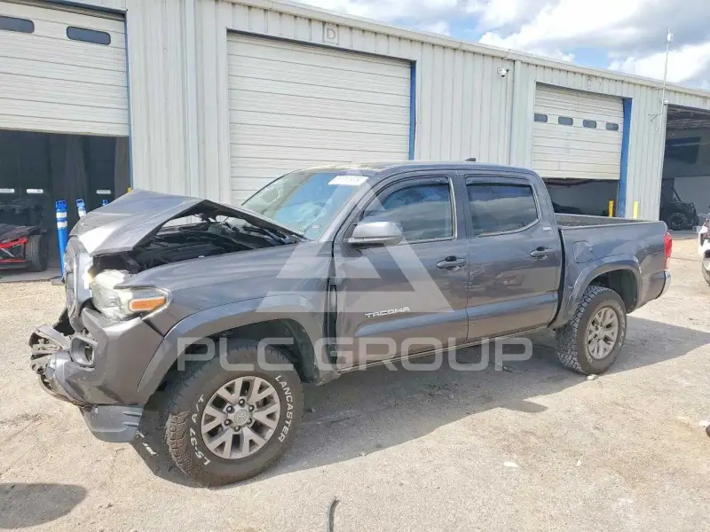 2017 Toyota TACOMA photo