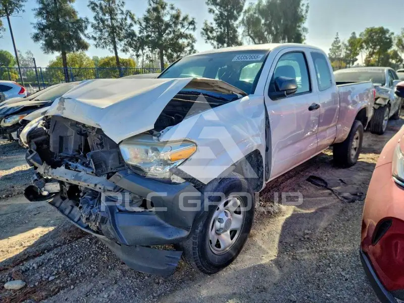 2017 Toyota TACOMA photo