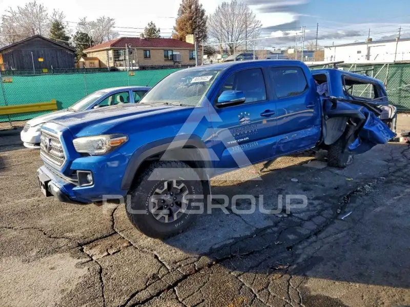 2017 Toyota TACOMA photo