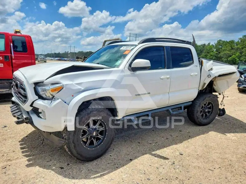 2017 Toyota TACOMA фото