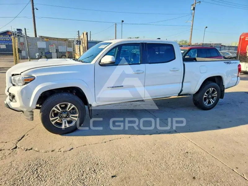 2017 Toyota TACOMA фото