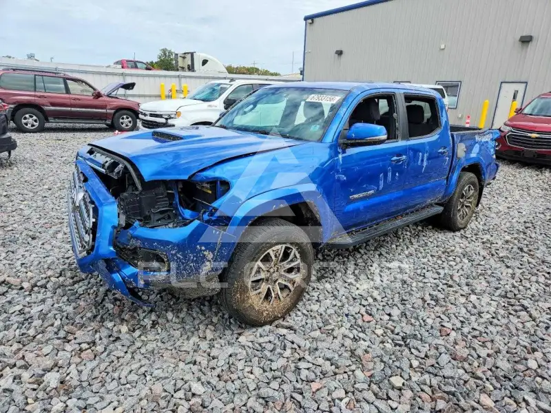 2017 Toyota TACOMA фото