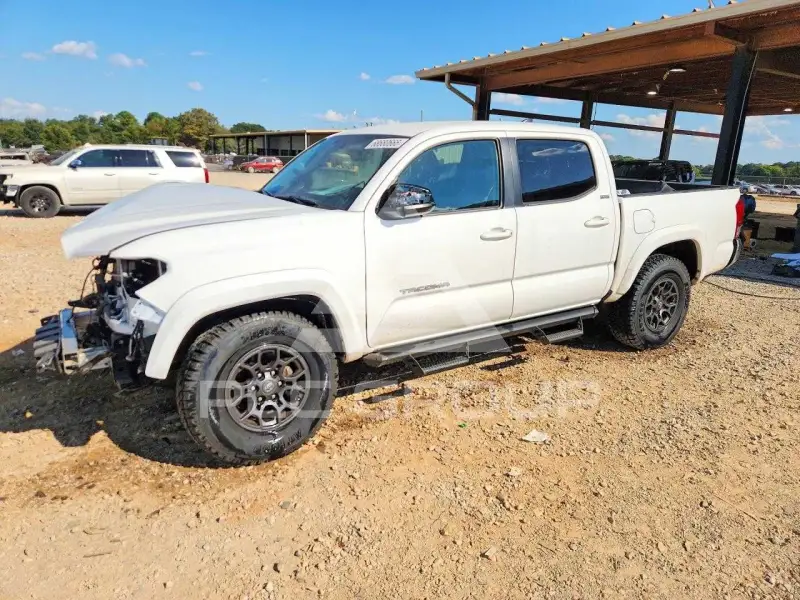 2017 Toyota TACOMA фото