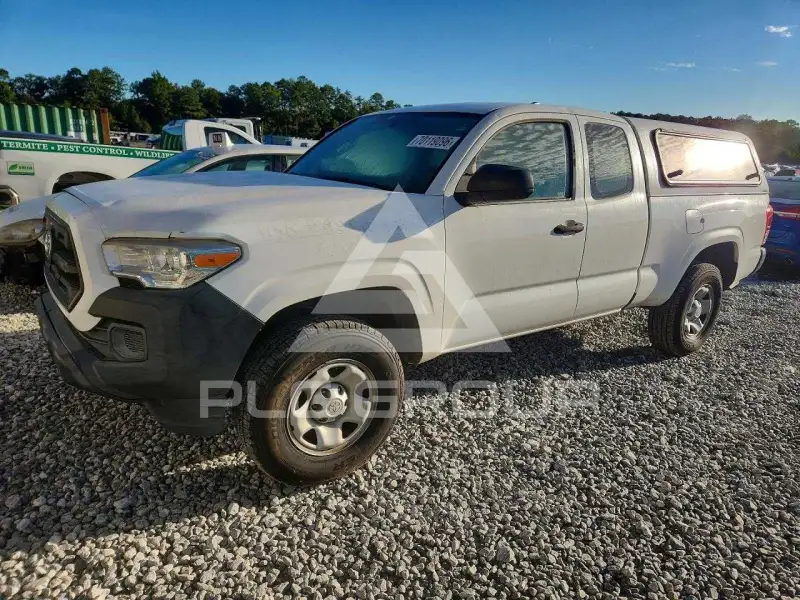 2017 Toyota TACOMA photo