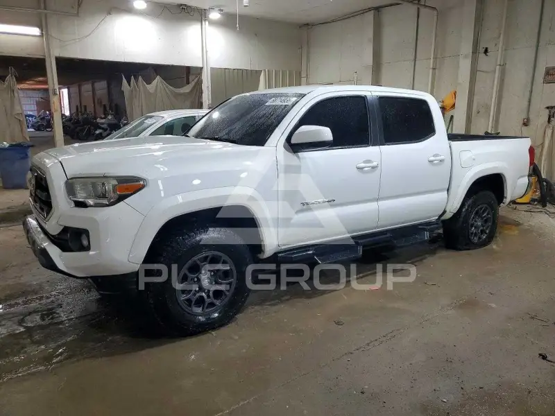 2017 Toyota TACOMA фото
