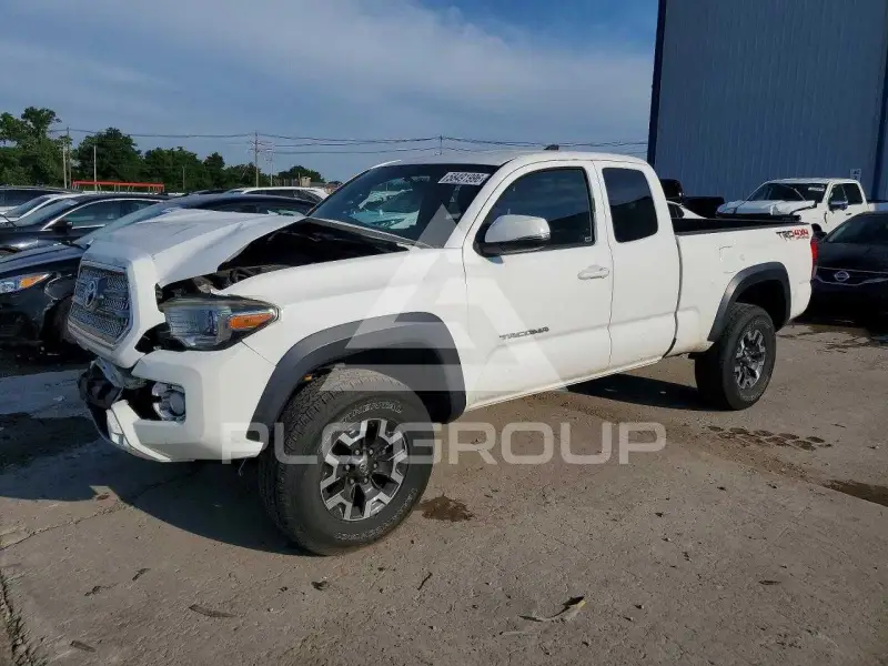 2017 Toyota TACOMA фото