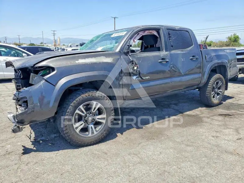 2017 Toyota TACOMA photo