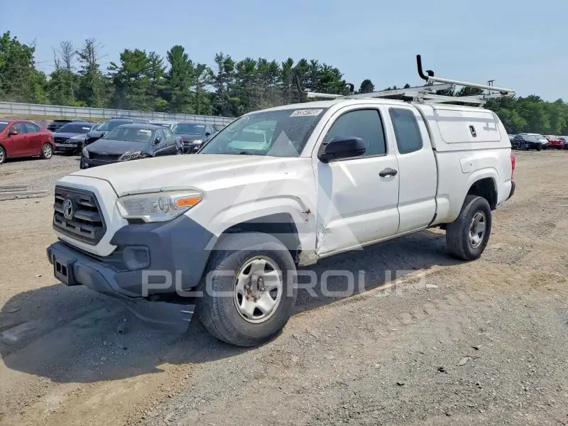 2017 Toyota TACOMA photo
