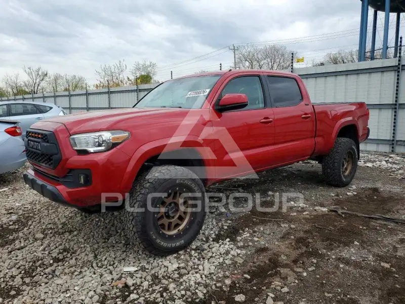 2017 Toyota TACOMA photo