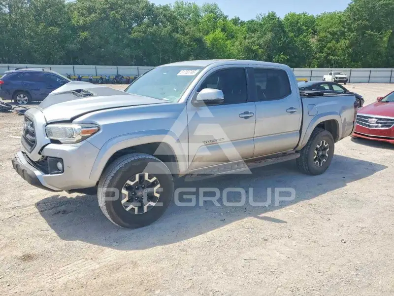 2017 Toyota TACOMA photo