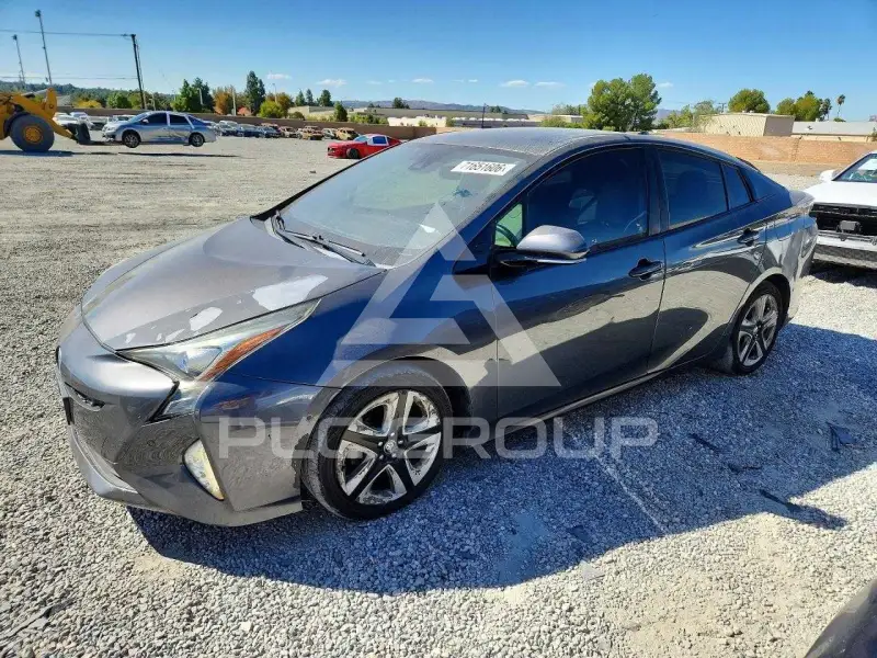 2017 Toyota PRIUS photo