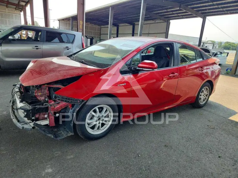 2017 Toyota PRIUS photo