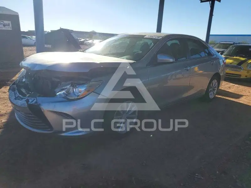 2017 Toyota CAMRY фото