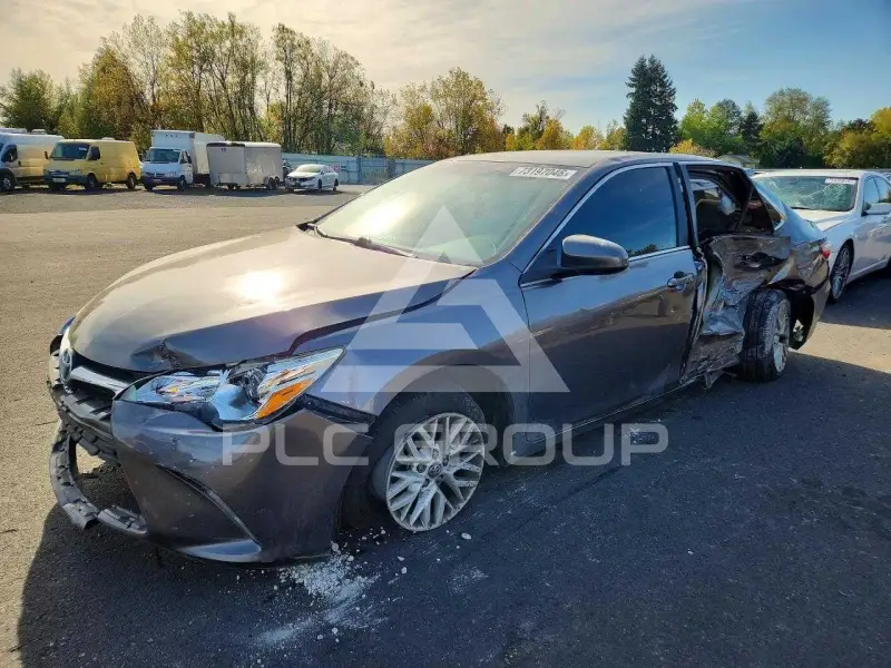 2017 Toyota CAMRY фото