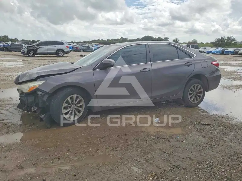 2017 Toyota CAMRY фото