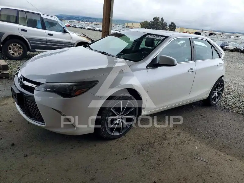 2017 Toyota CAMRY фото